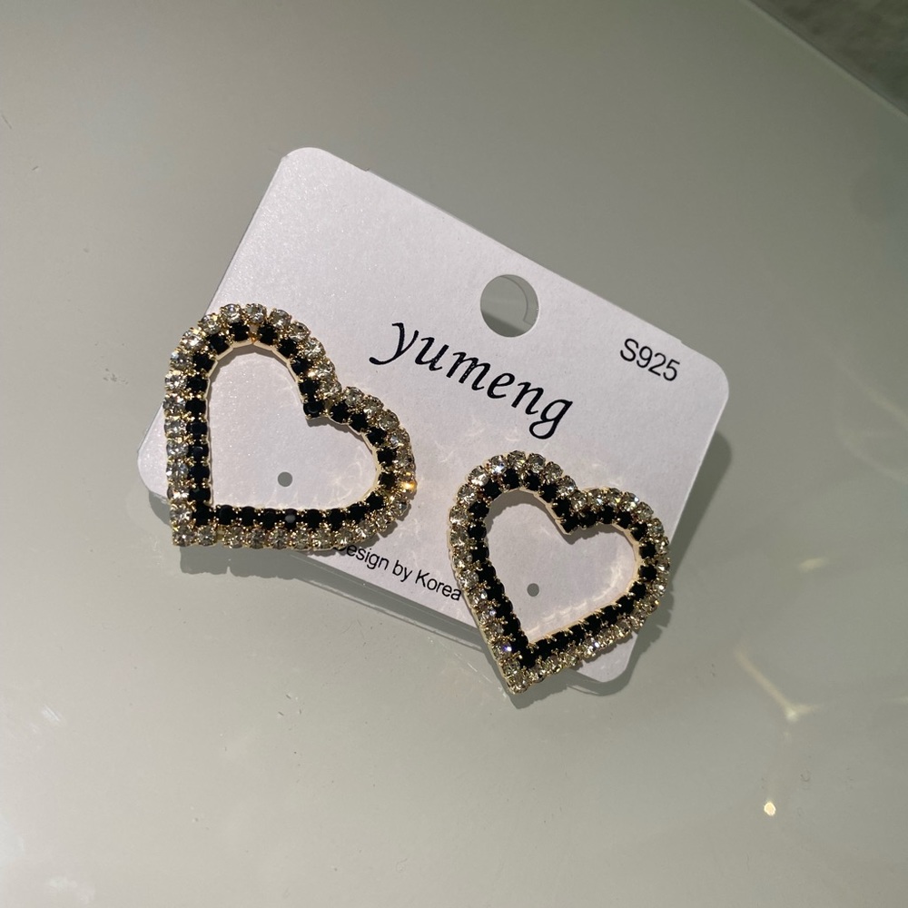 Heart earrings